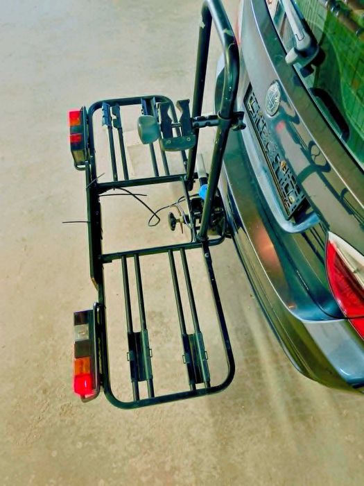 Suport biciclete pe carlig auto
