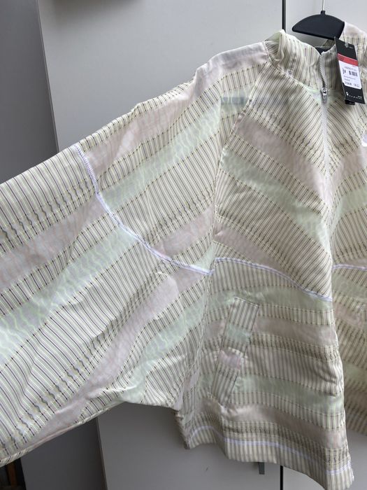 Яке Nike oversized