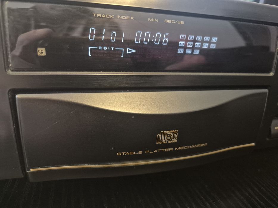CD-player Pioneer PD-S503(doar.pentru cunoscatori)