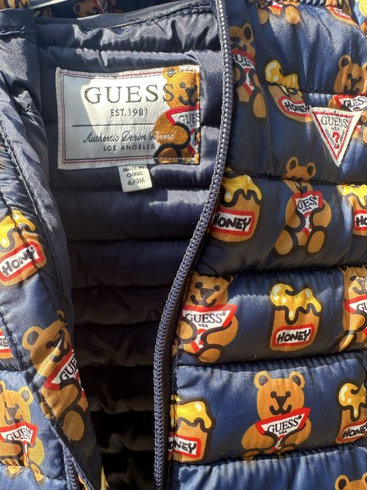 Бебешко преходно яке Guess