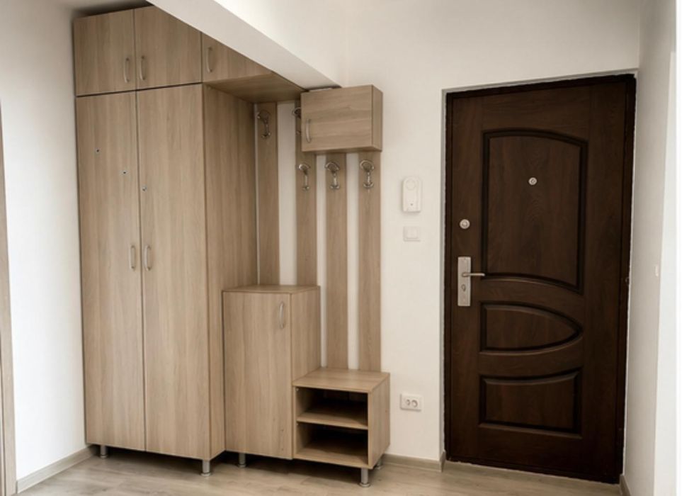 Vand apartament  decomandat