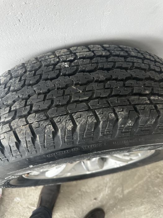 Шина с диском на прадо 120