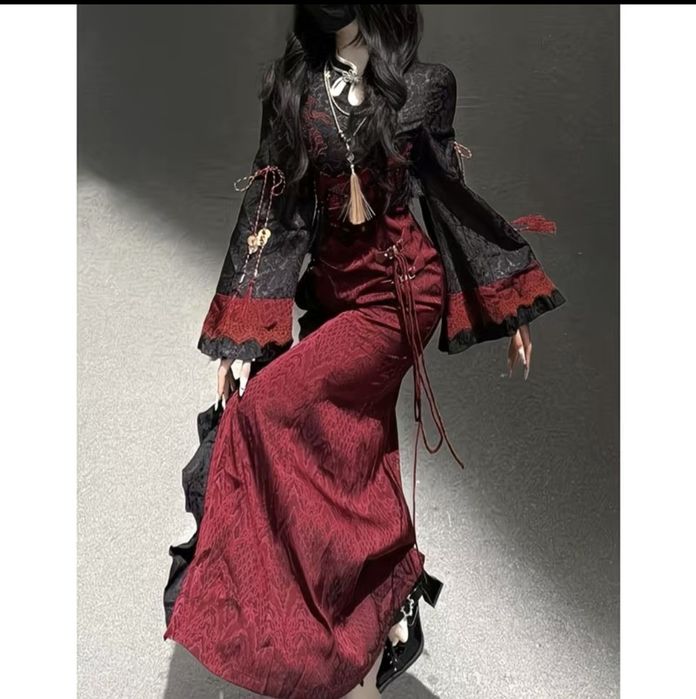 Красное платье в азиатском стиле