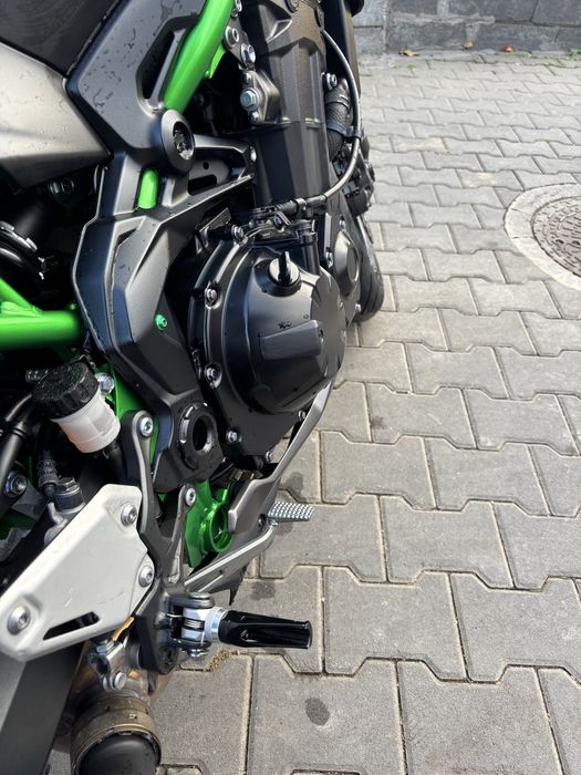 Kawasaki Z900 cu garanție