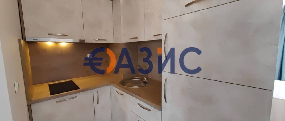 Продава се Тристаен апартамент в Свети Влас - 117 кв.м за 1504 €/кв.м - Снимка #8