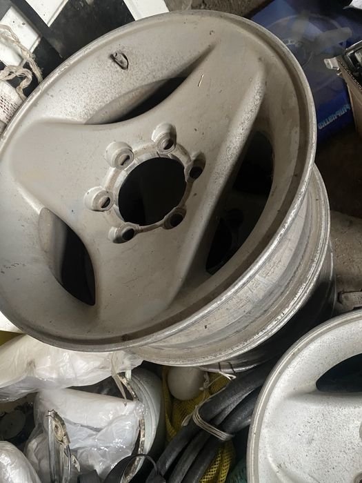 диски на монтеро спорт r16