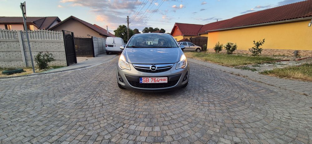 Opel Corsa D , benzina ,85 CP ,euro 5 ,clima ,Garantie ,Germania ,2012