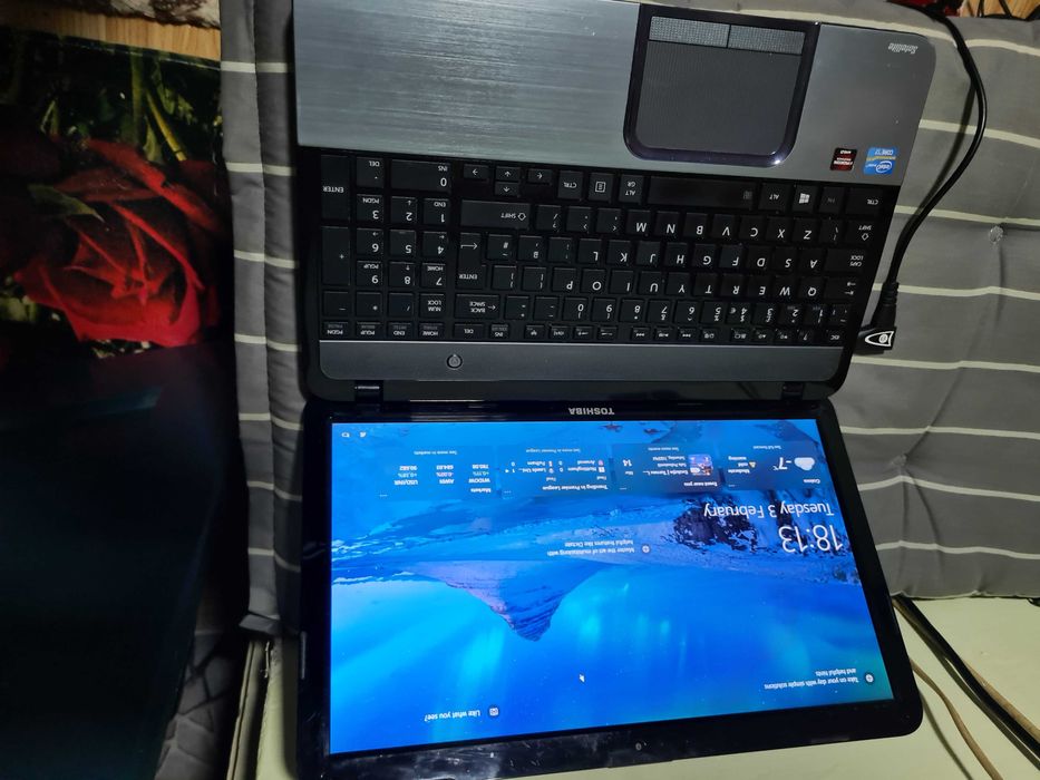 Laptop Toshiba Satellite L855  I7 6gb 500gb