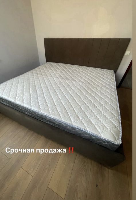 Кровать двухспальная