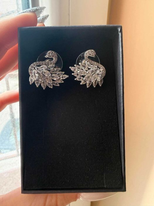 Обеци с церконии