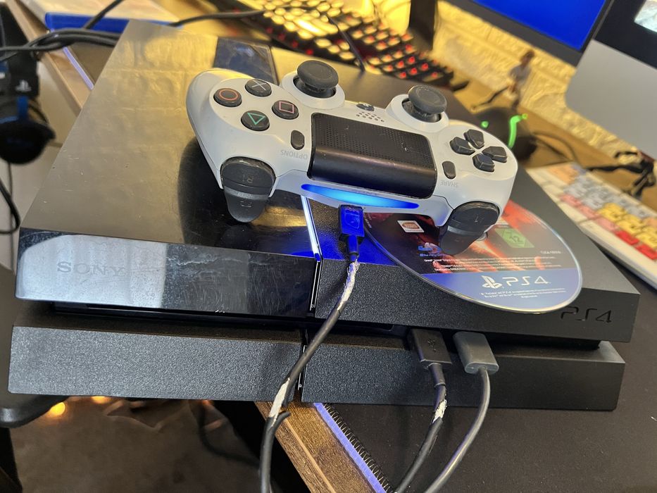 Consola Playstation 4 (ps4)