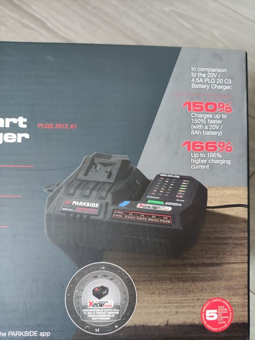 Incarcator smart parkside performance 20 V 12 A
