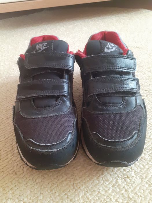 Nike маратонки,номер 30