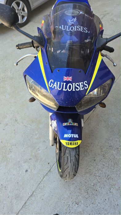 Vând Yamaha YZF-R6
