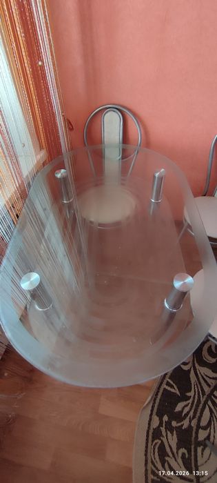 Продам кухонный стол