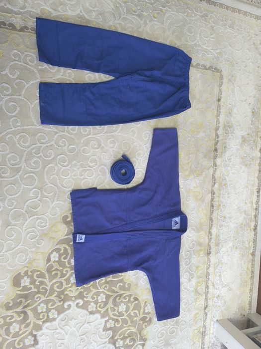Продам кимоно для дзюдо