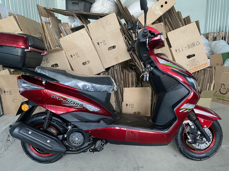 Мопед нлвый 150 куб