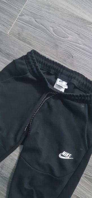 Nike thec copii mărime 12-13 ani