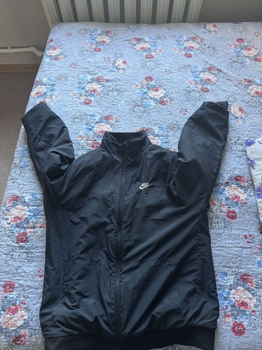 Двух староный куртка хорошом состояни за 9к могу риальному покупательу