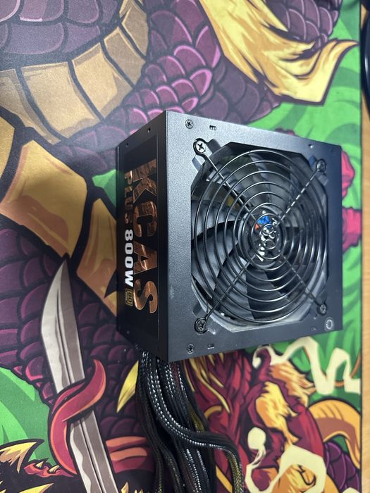 Блок питания AeroCool KCAS PLUS 800 Вт стоит на гарантии