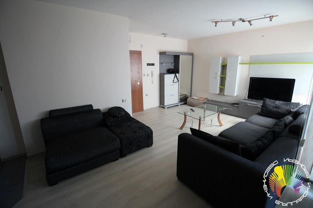 Продава се Двустаен апартамент в Бургас, Братя Миладинови - 90 кв.м за 1689 €/кв.м - Снимка #3