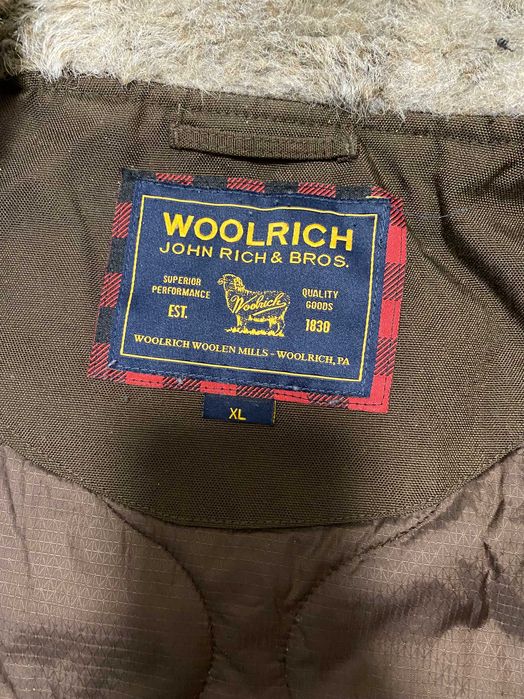 ''Woolrich Thermolite''оригинално мъжко зимно яке ХЛ размер
