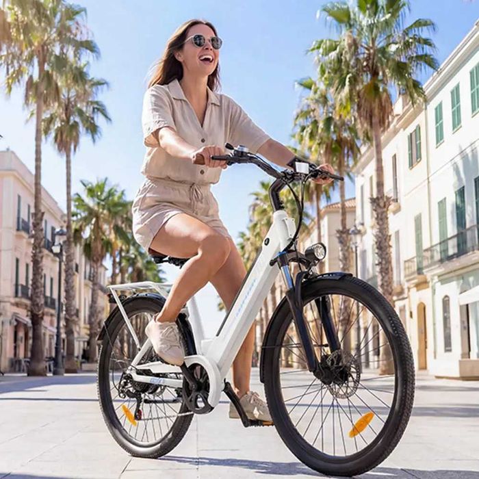 iScooter Ucitys Bicicletă electrică, motor de 250W, baterie 13Ah, anvelope de 26 inch, suspensie față, Shimano, bicicletă  pentru adulți - Resigilata