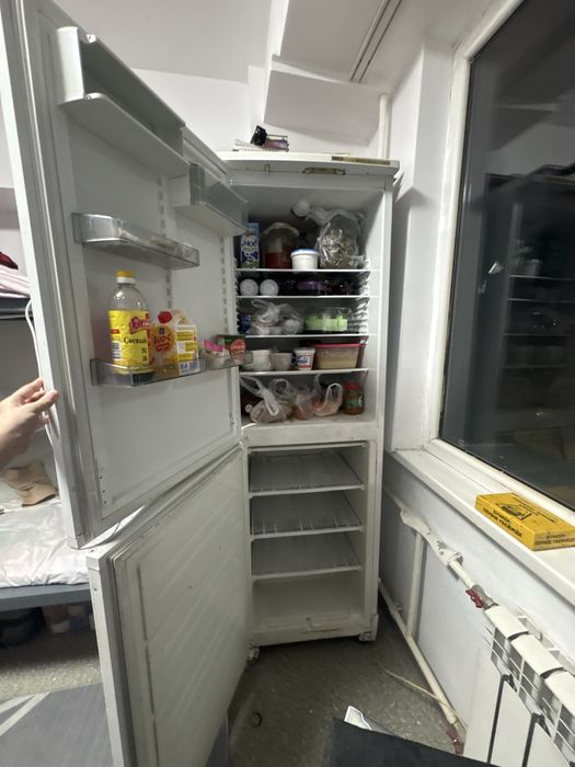 Холадильник atlant старый