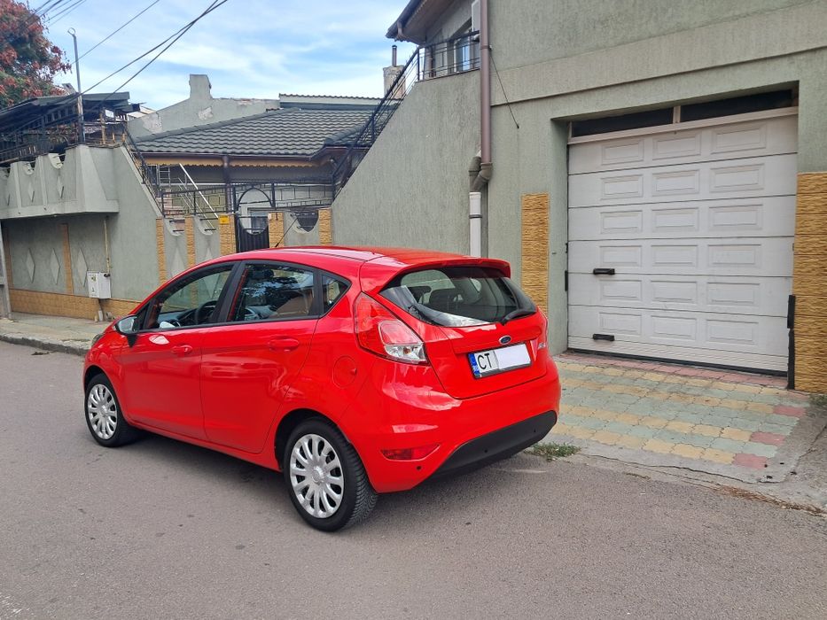 { FORD FIESTA } 2016  {STARE NOUĂ } EURO 6 ^{ 80 .000 KM  } Unic Proprietar { Full  Optiuni }