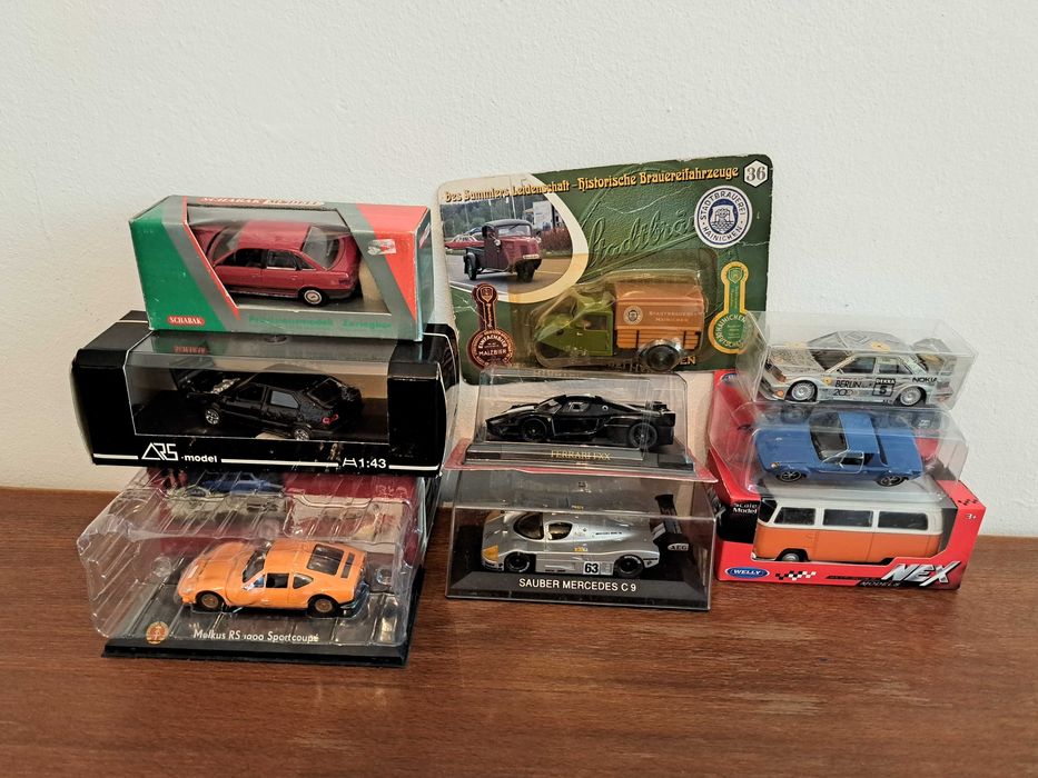 Machete la scara 1:43, diferite modele