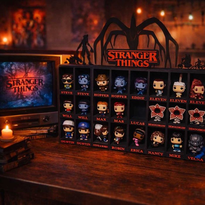 Поставка за фигурките на Stranger Things (Странни неща)!