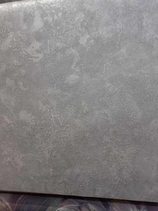 Обои современные, остаток 1 рулон от ремонта