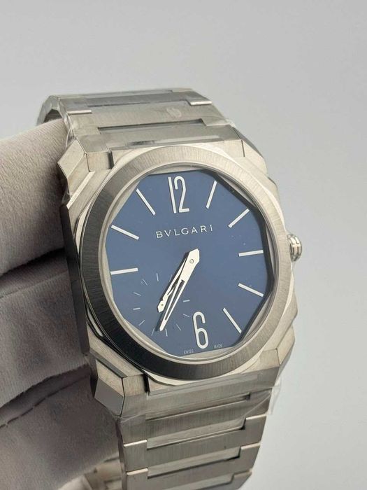 Наручные часы Bvlgari Octo
