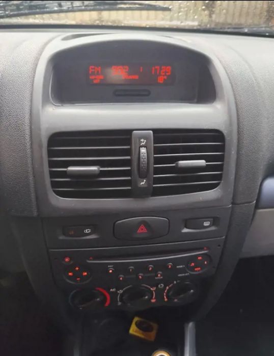 Renault Clio 1.4 Benzina
