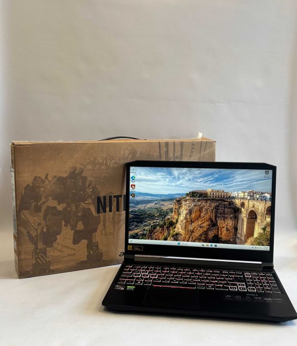 Геймърски лаптоп Ryzen 5 5600H, RTX 3060 6GB, 16GB ram