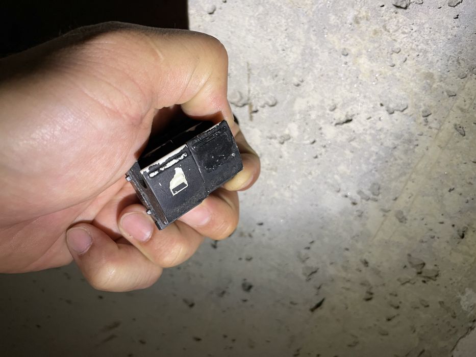 Копче за фарове и ел.стъкла golf 5 , golf plus