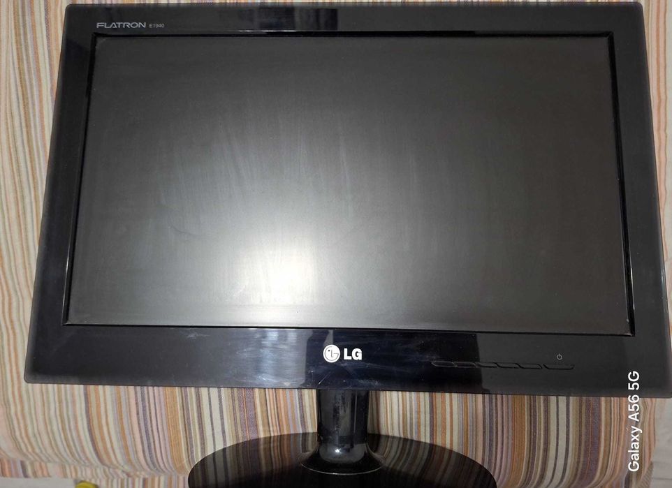 Monitor LED LG E1940S-PN 18.5 inch