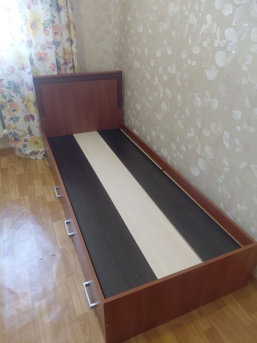 Спальный одноместный Кровать