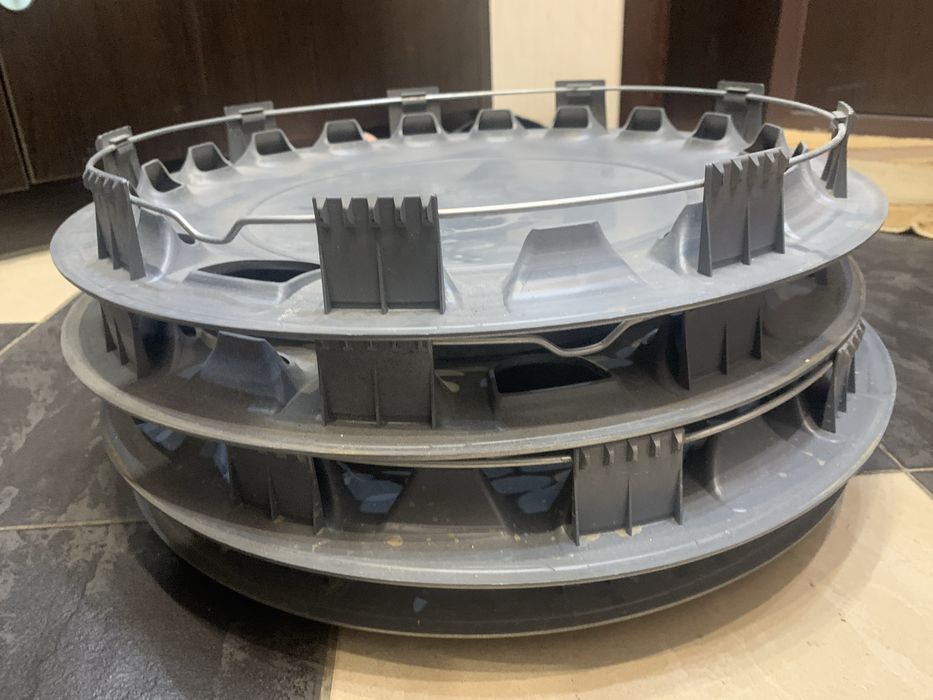 Колпаки на 16 размер простые