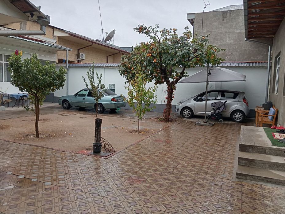 Уй сотилади Чилонзор 8-квартал. 4.2 соток.