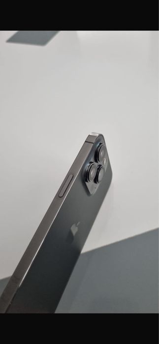 Vand iphone 13 pro 512 gb sau schimb cu z fold5