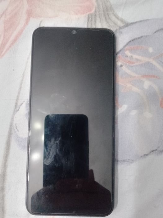 Продам телефон сенсорный