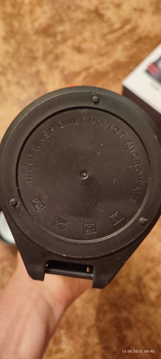 Продам термос новый