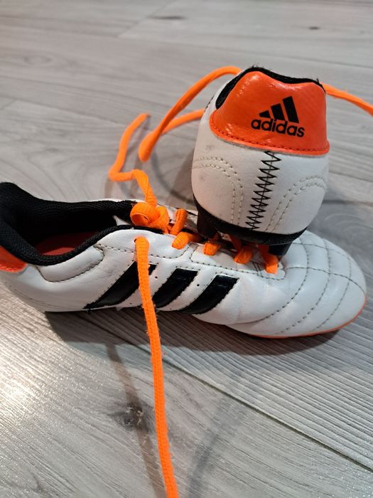 Ghete crampoane adidas