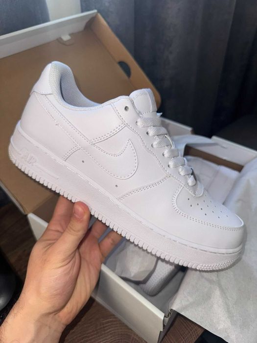 NIKE обувки Air Force 1 '07 White