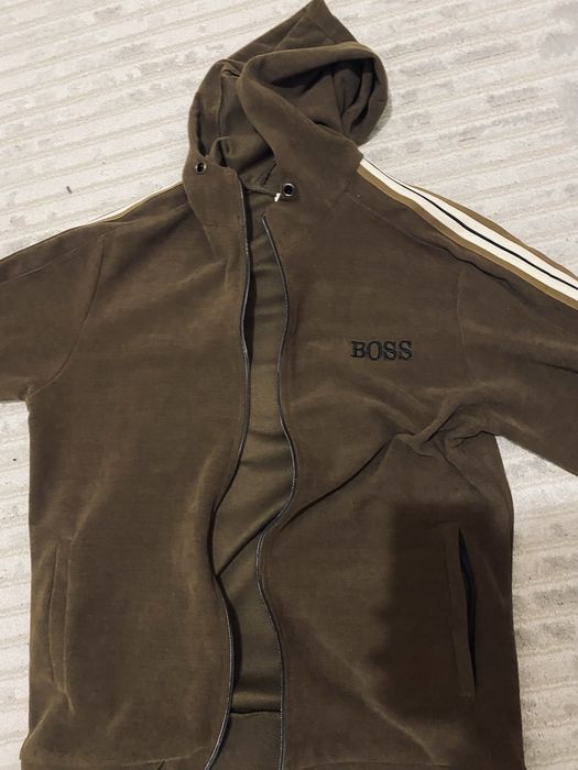 продам кофту от босс
