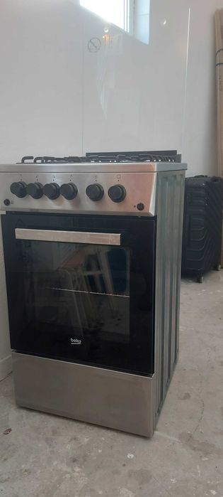 Aragaz inox Beko
