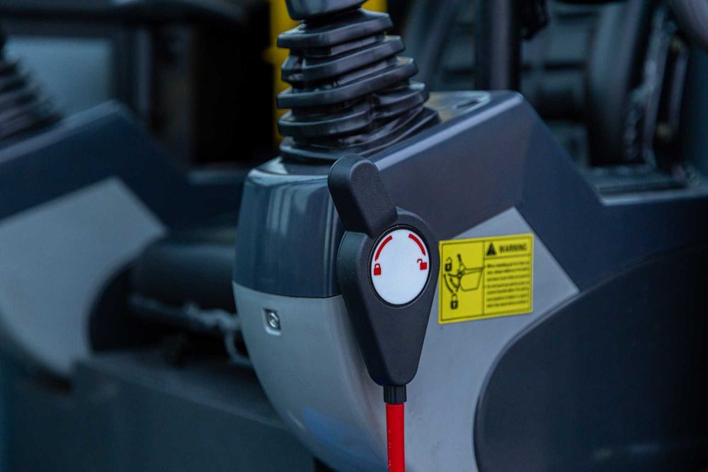 Мини экскаватор SAAO SE30