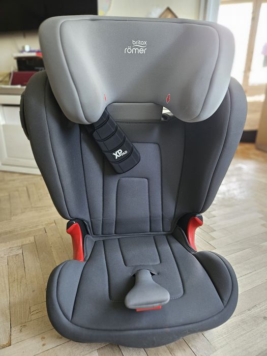 Britax Romer Kidfix II S (15-36 кг)