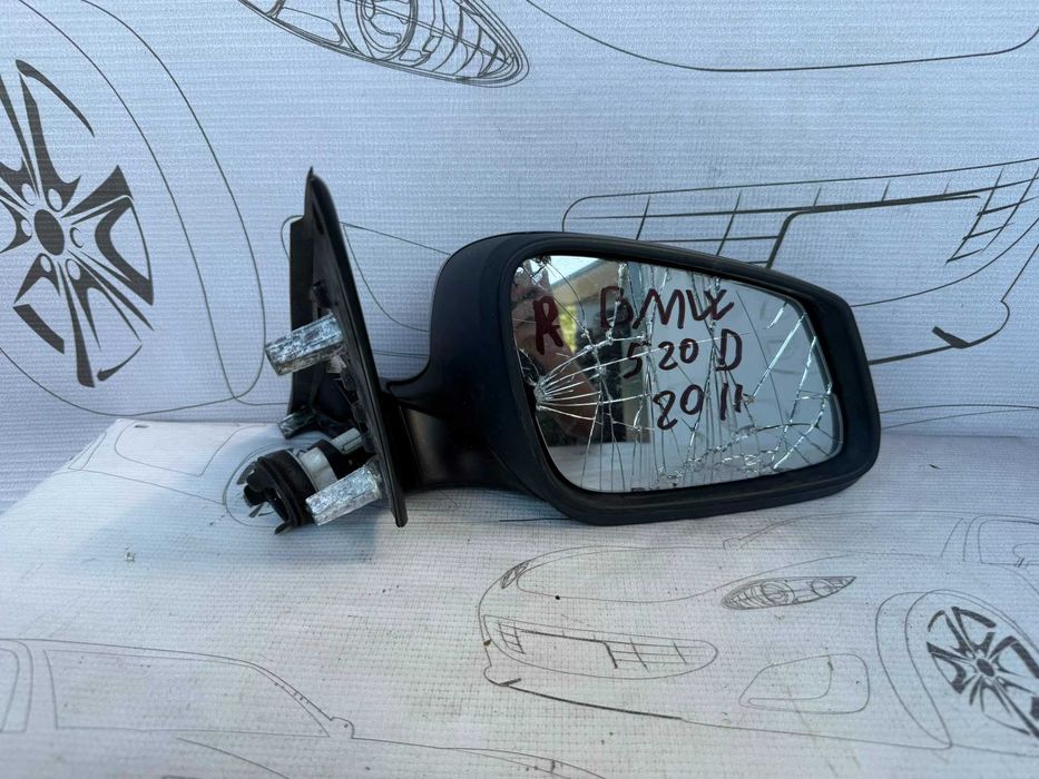 Oglindă Retrovizoare Dreapta 5 Pini BMW Seria 5 F10 F11 51167268238 / [2009-2016] / (5B3)